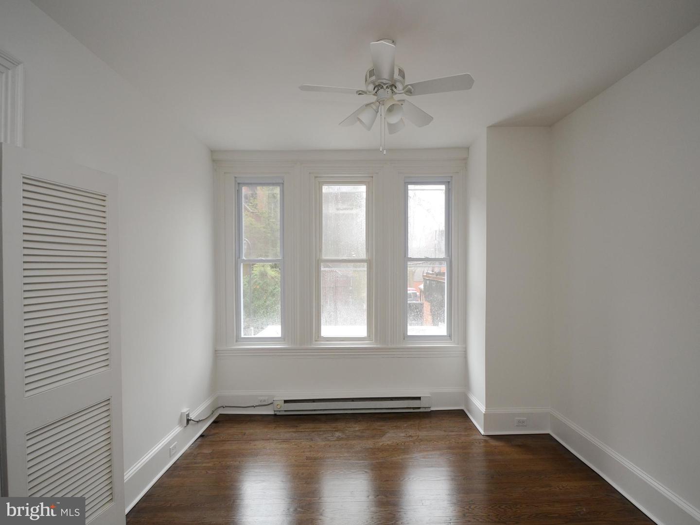 1904 SPRUCE ST #2R