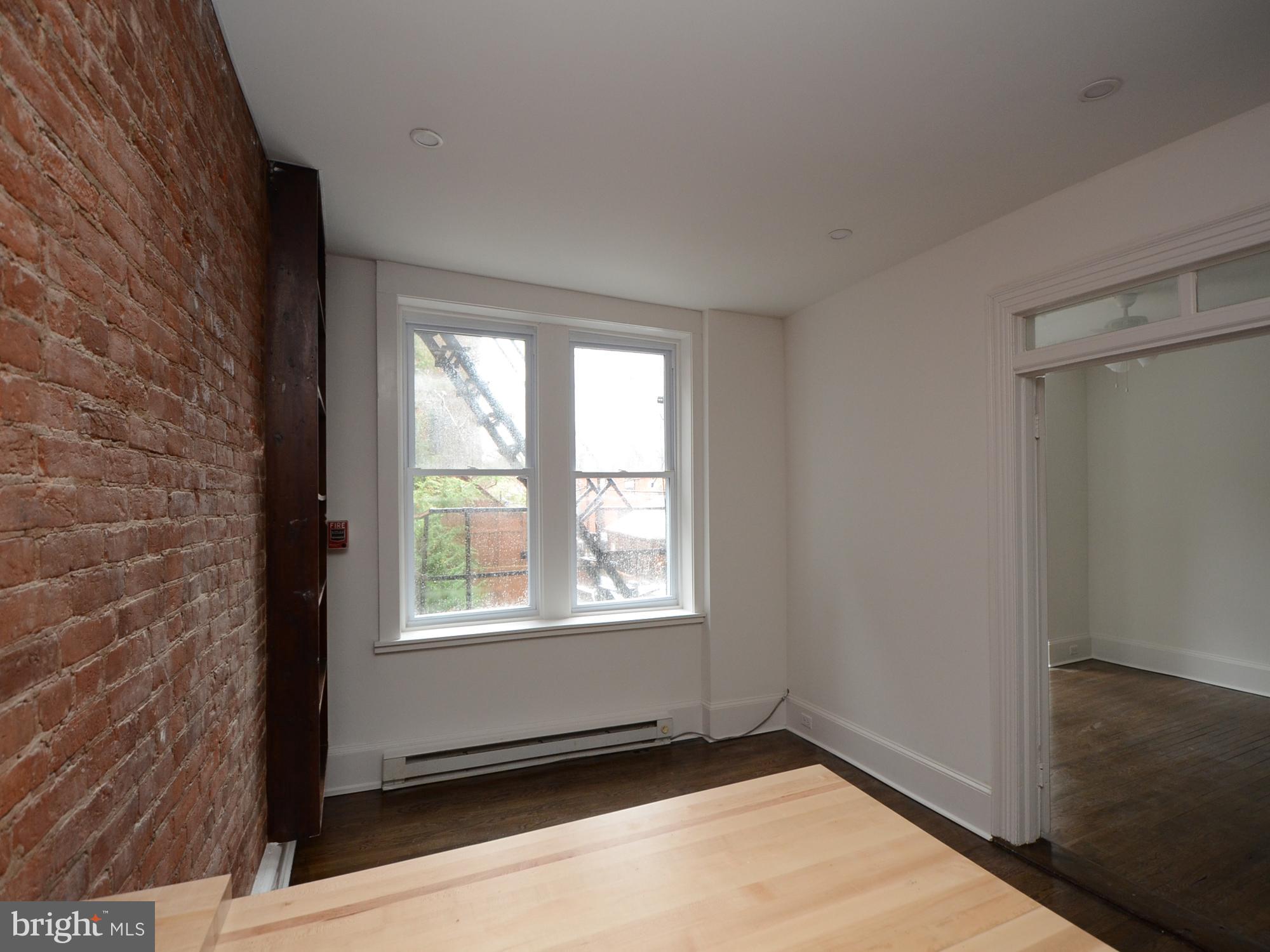 1904 SPRUCE ST #2R