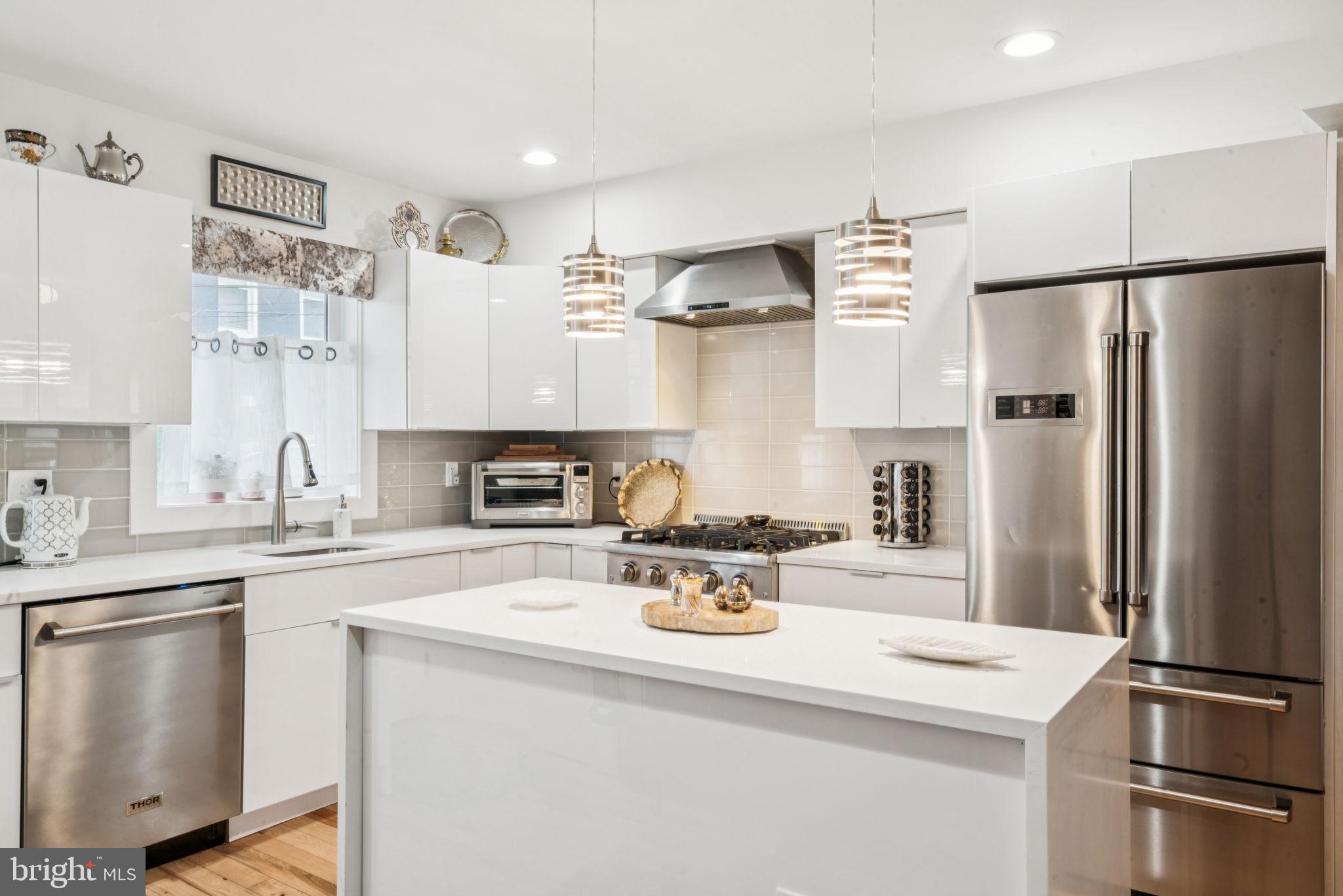 2020 Saint Albans St