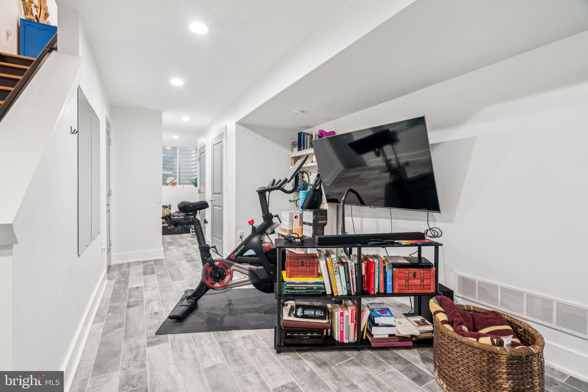 2020 Saint Albans St