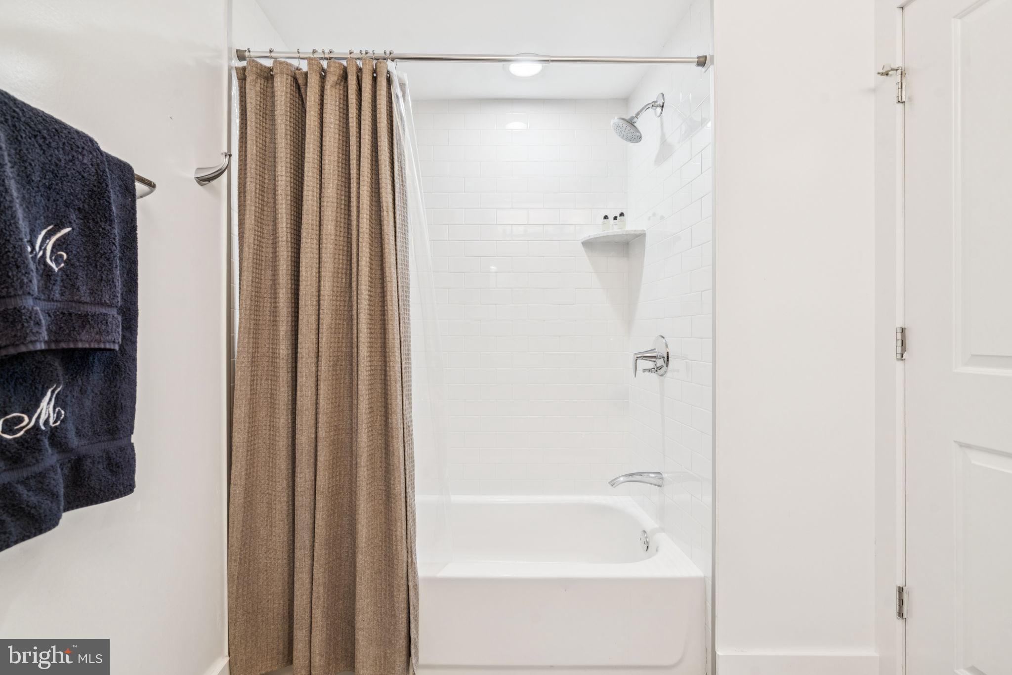 2020 Saint Albans St