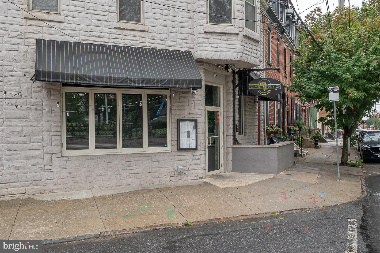 2406 CATHARINE STREET