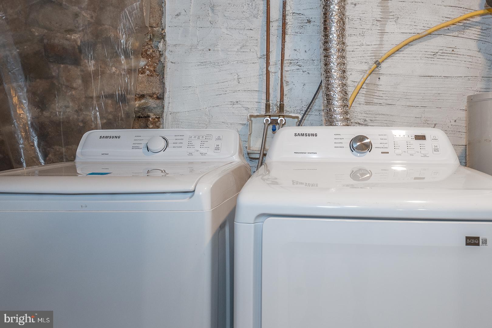 2406 CATHARINE STREET