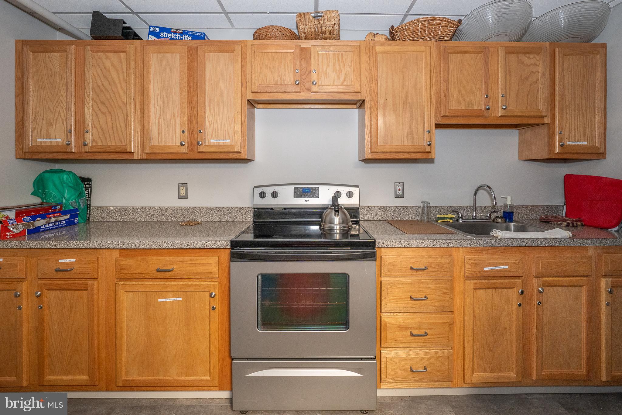 1900 JOHN F KENNEDY BOULEVARD 818