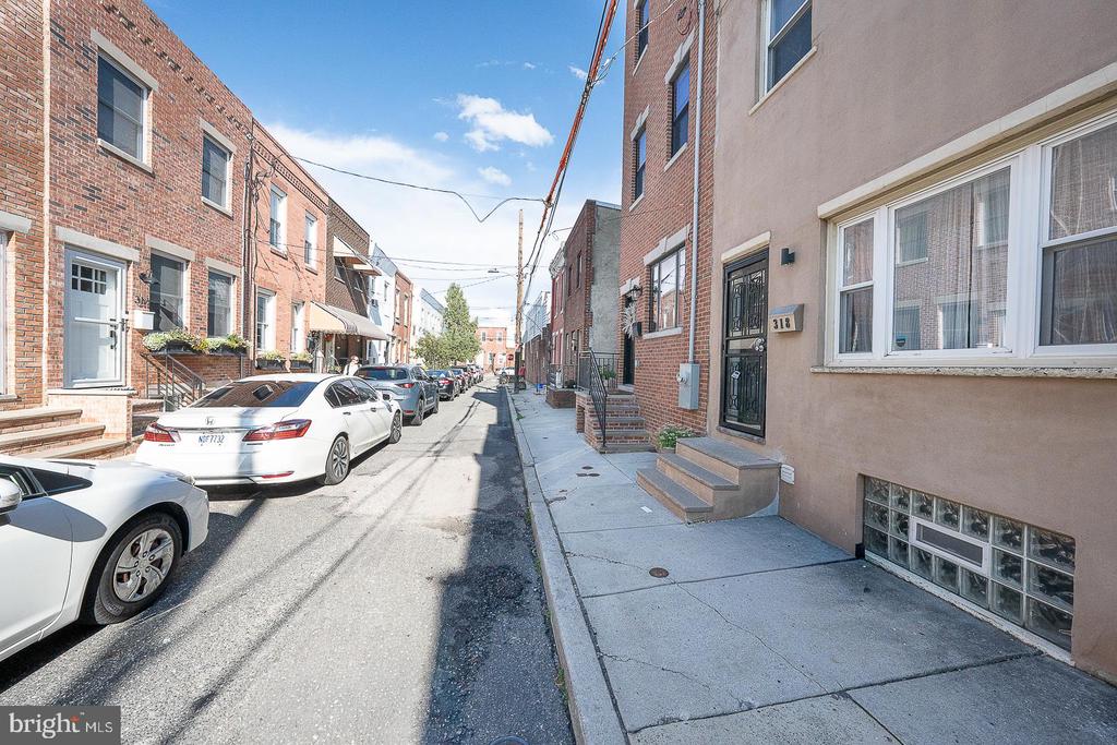318 EMILY STREET