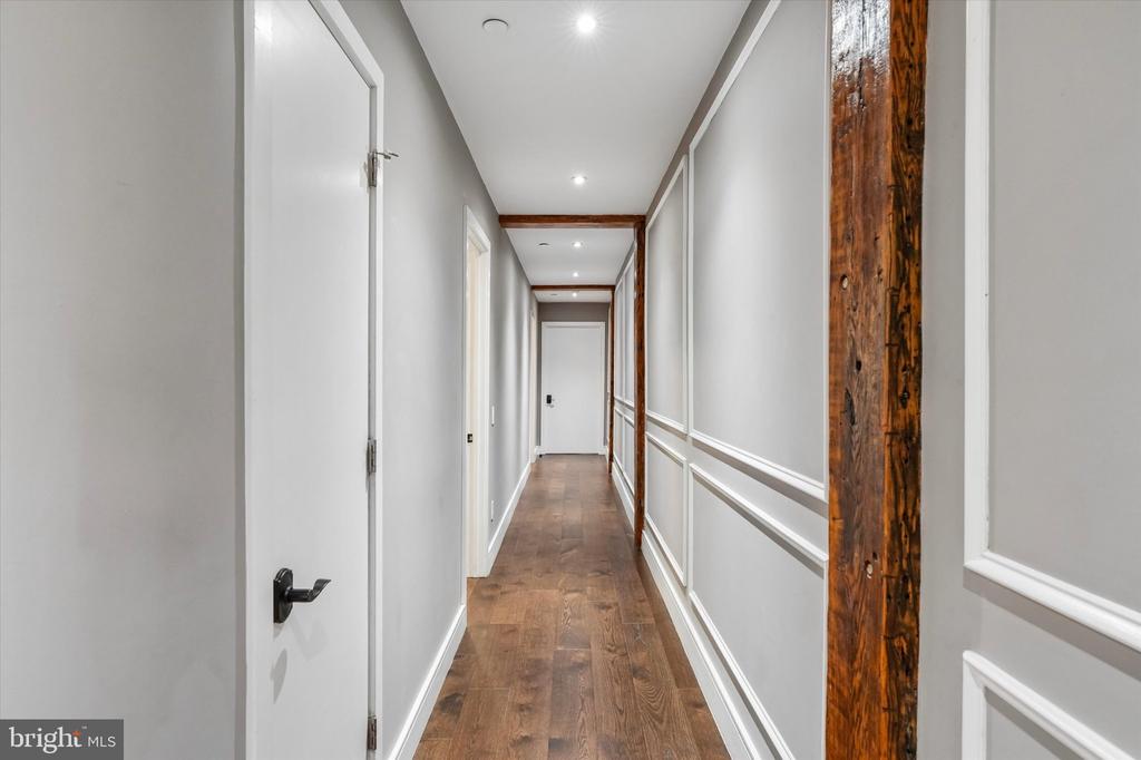 233 CHESTNUT STREET Unit: 3