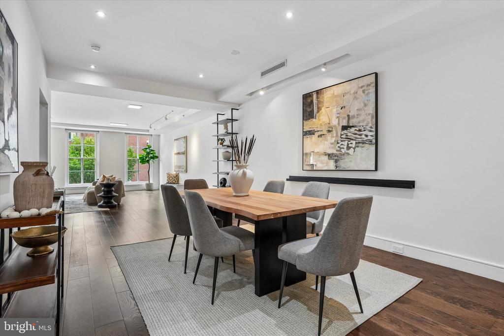 233 CHESTNUT STREET Unit: 3