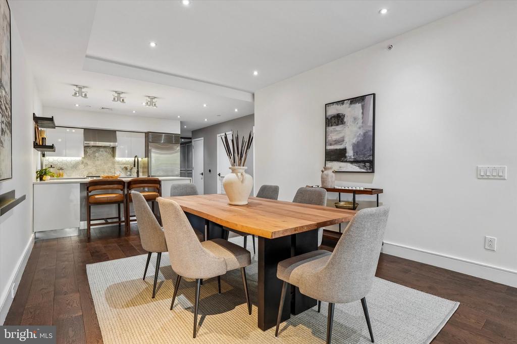 233 CHESTNUT STREET Unit: 3