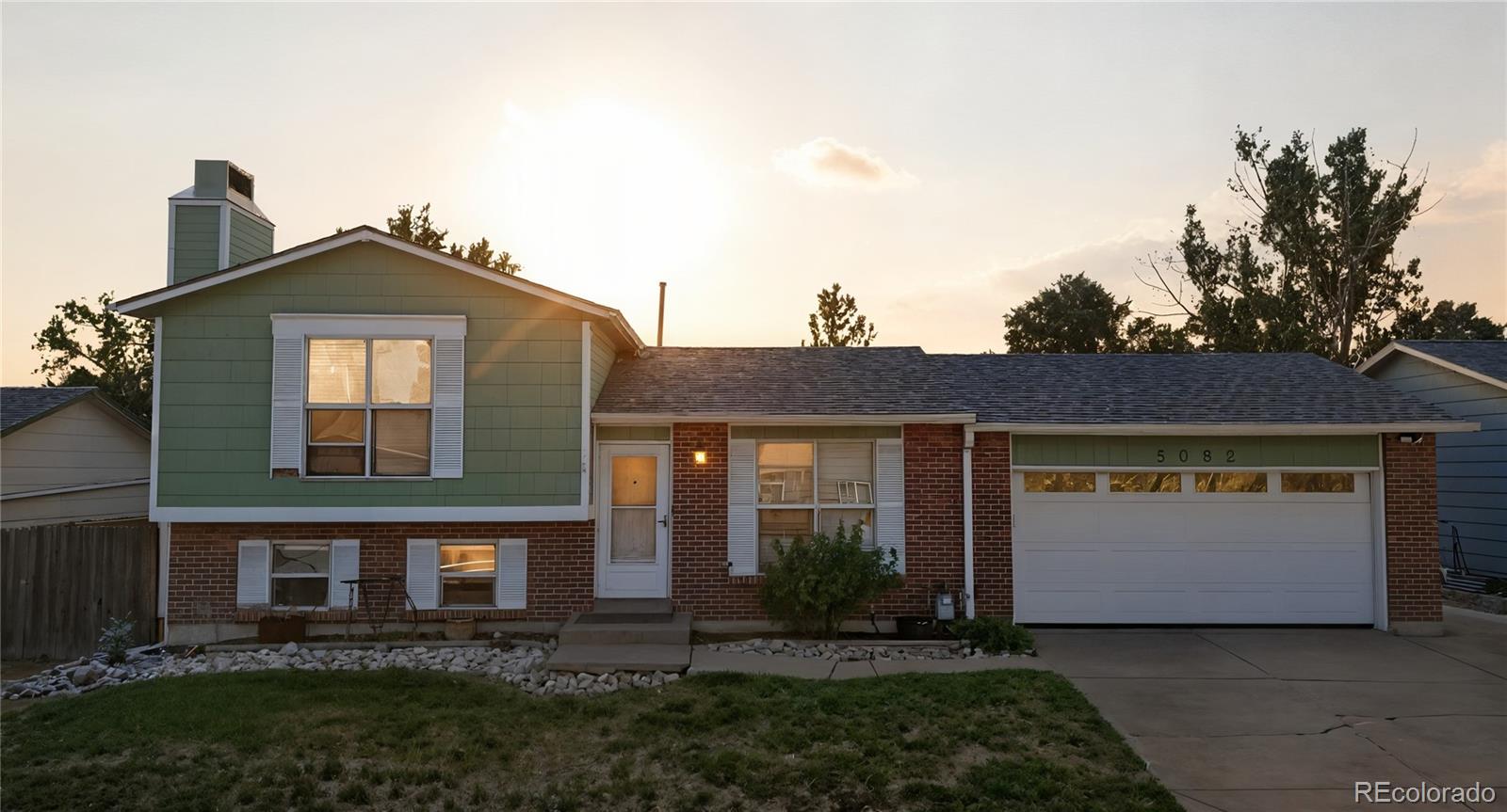 5052 E 111th Place