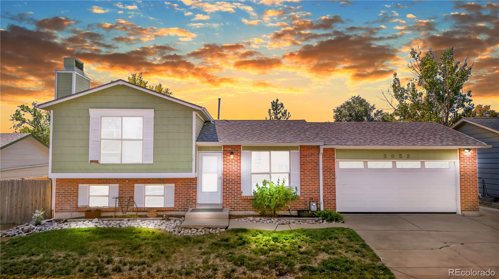 5052 E 111th Place