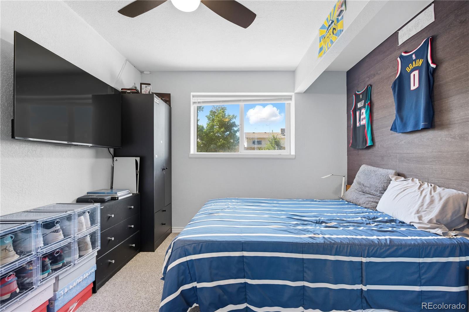 5052 E 111th Place