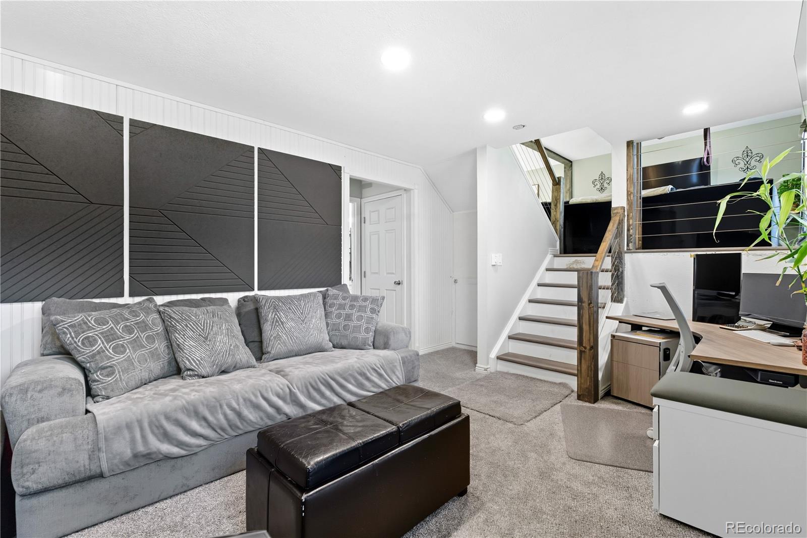 5052 E 111th Place
