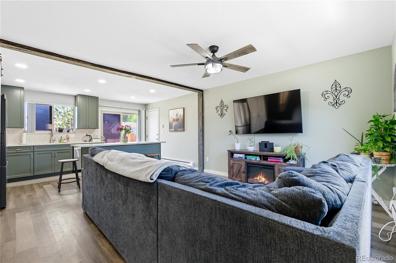 5052 E 111th Place