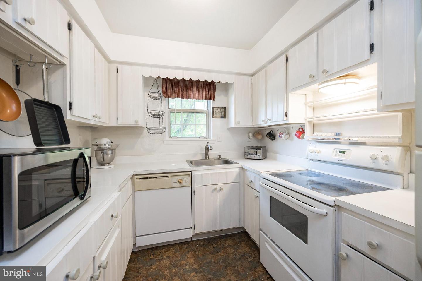 51 Brighton Ct