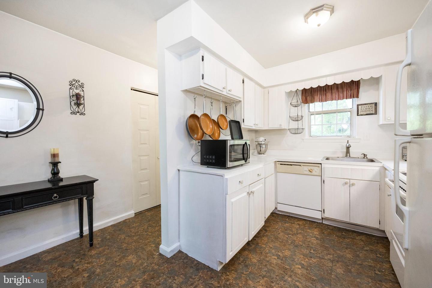 51 Brighton Ct