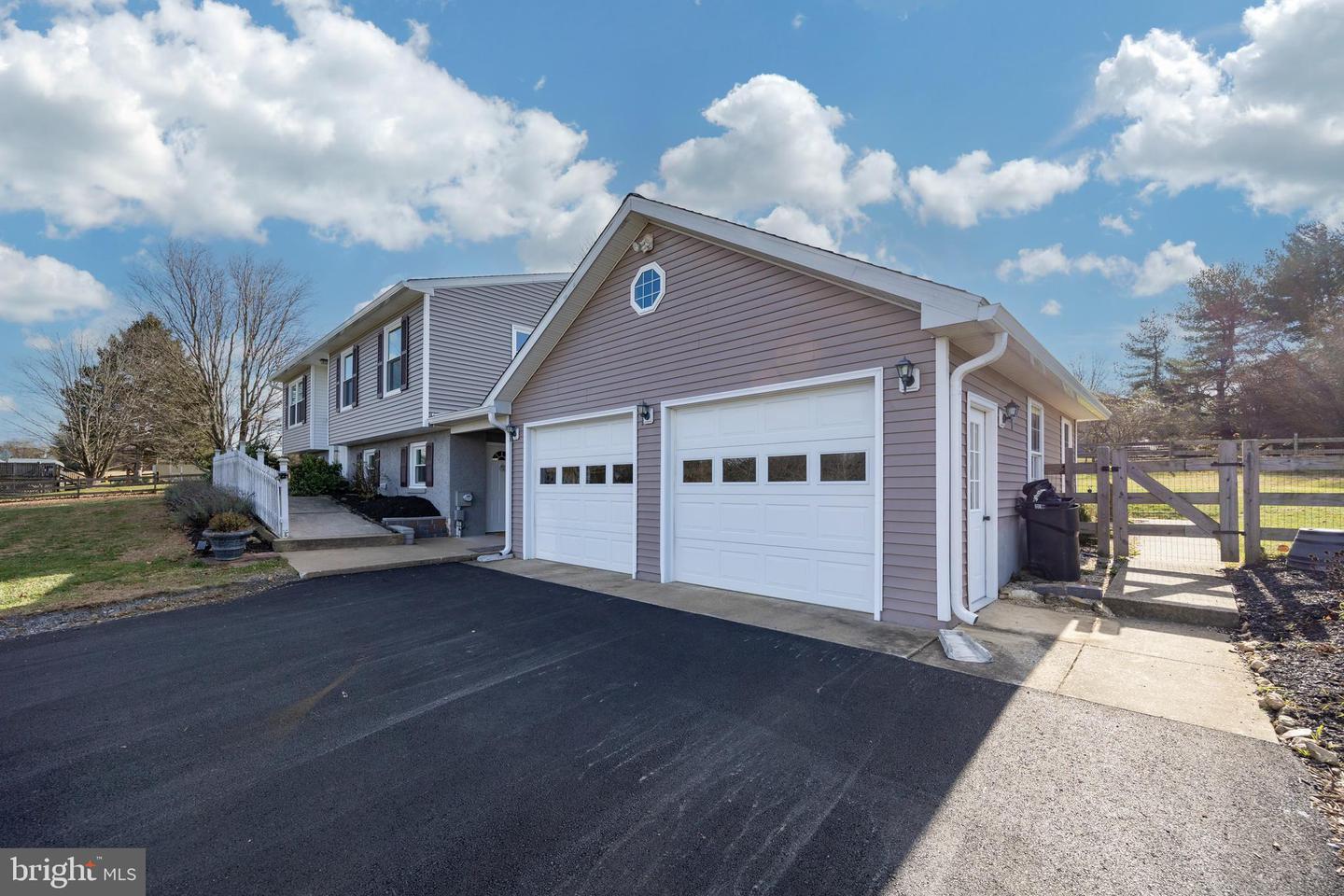 184 Monacy Rd