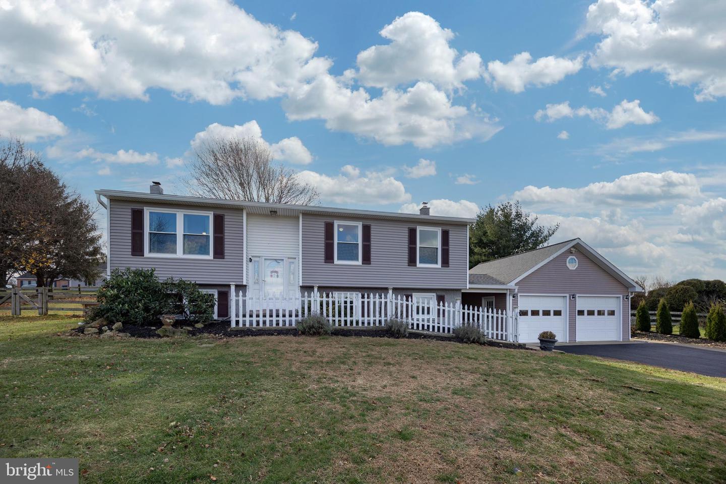 184 Monacy Rd