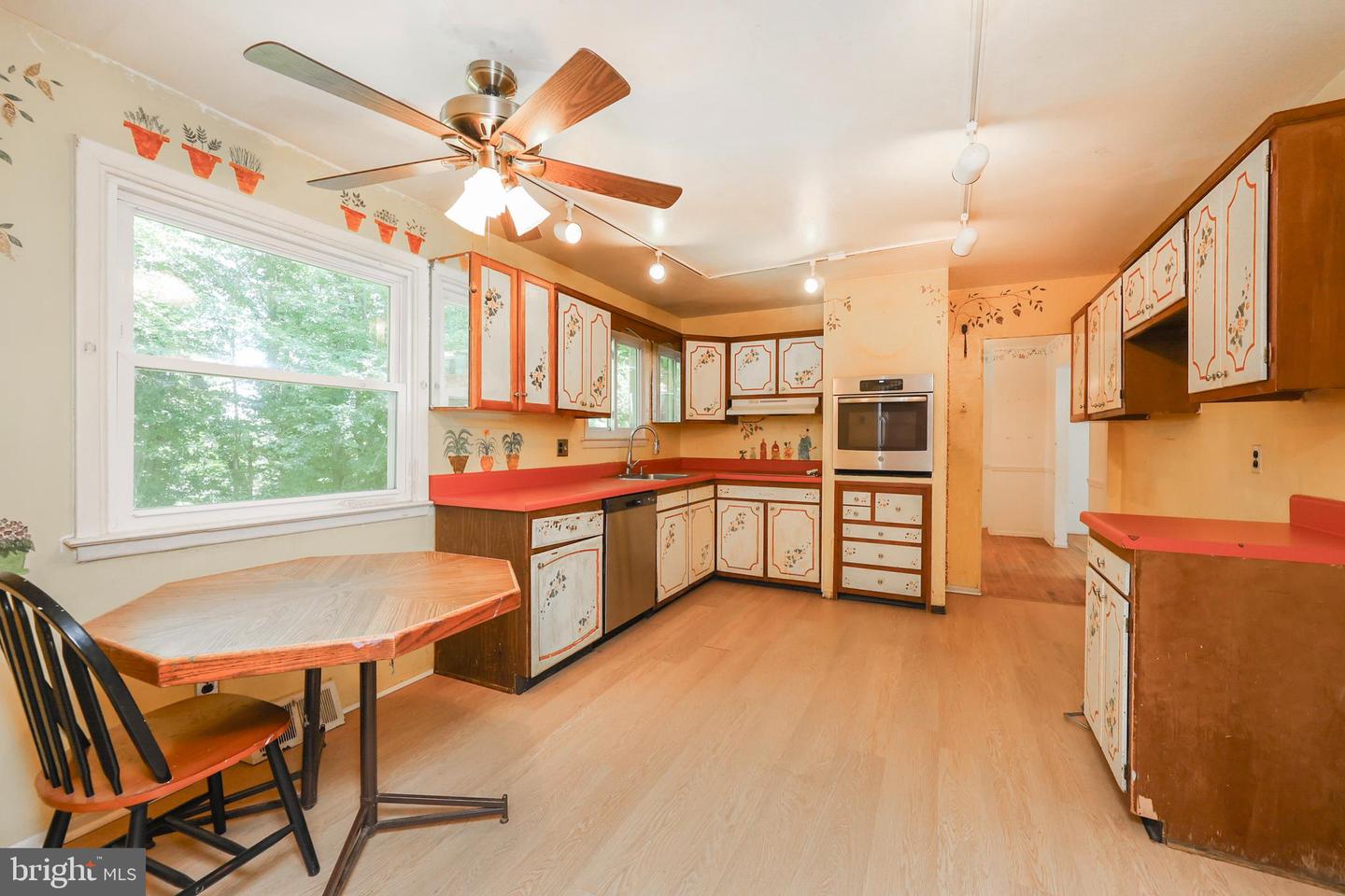 417 Devon Dr