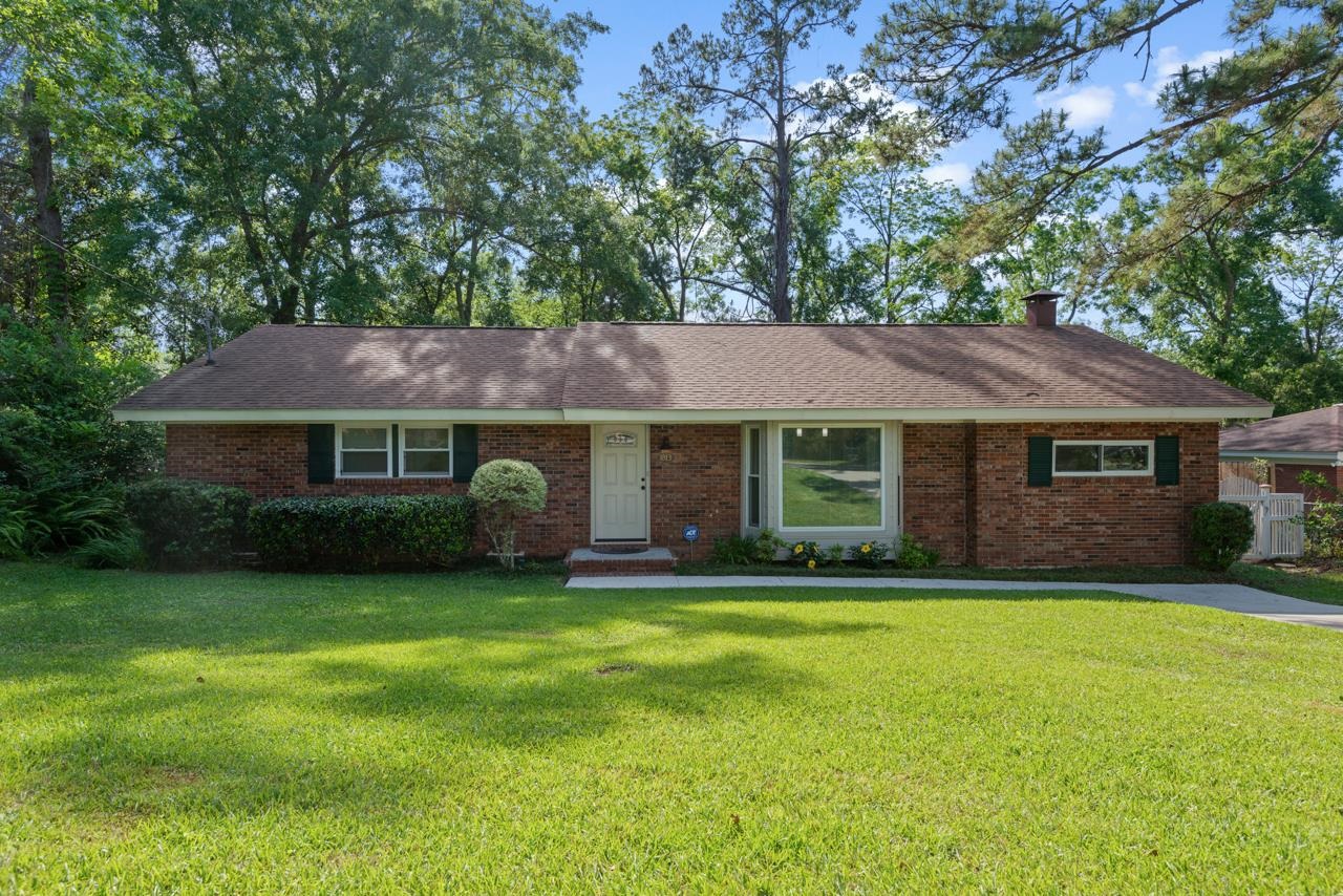 1813 Ivan Dr