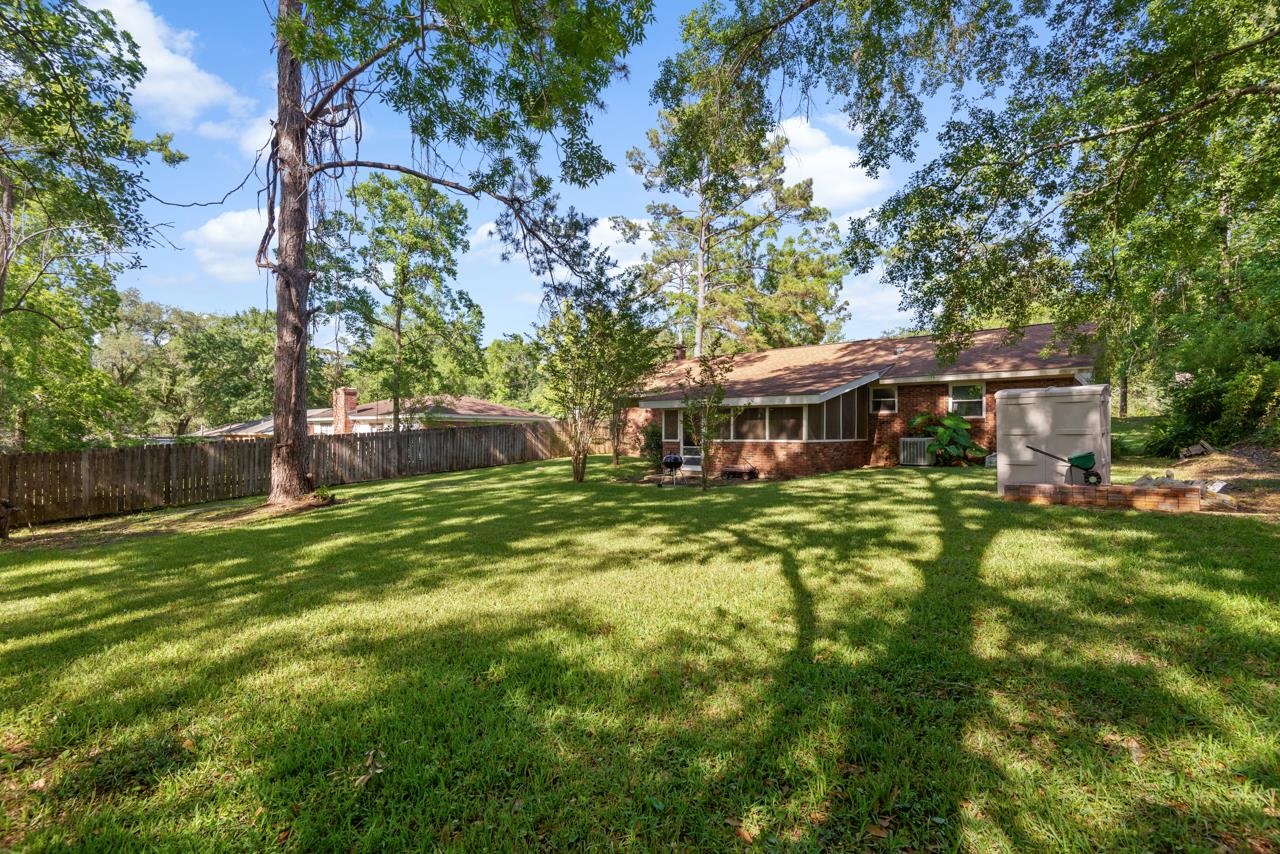 1813 Ivan Dr