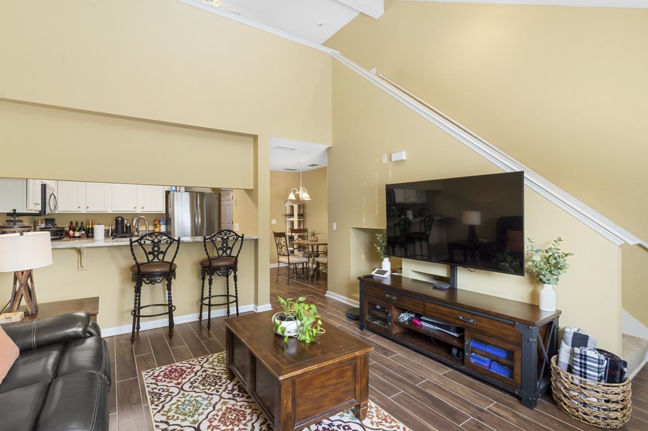 4434 Gearhart Road Unit: 5201