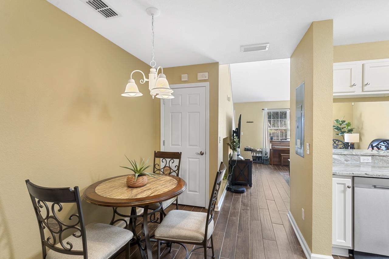 4434 Gearhart Road Unit: 5201