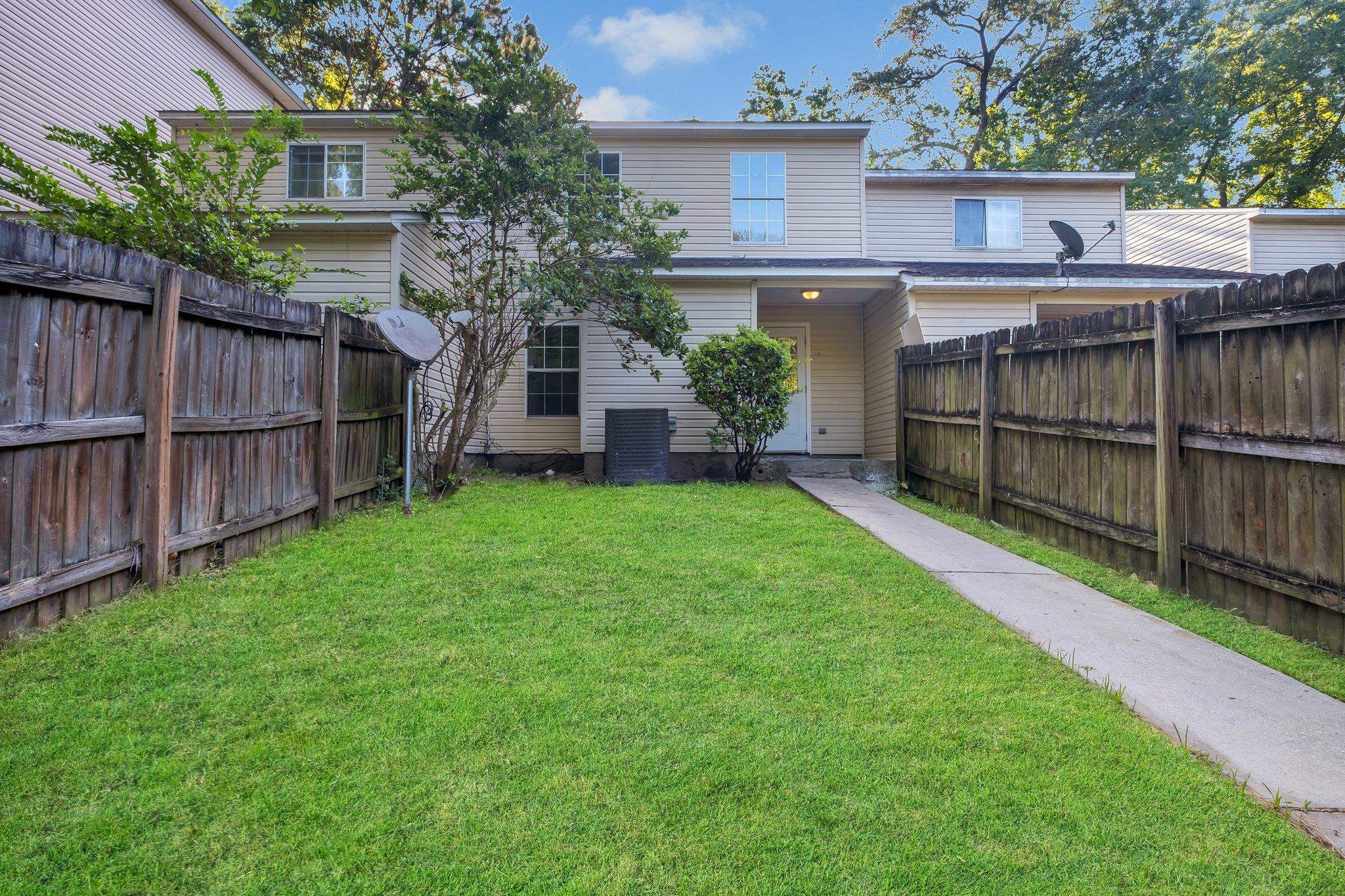 1264 Ocala Road Unit: B