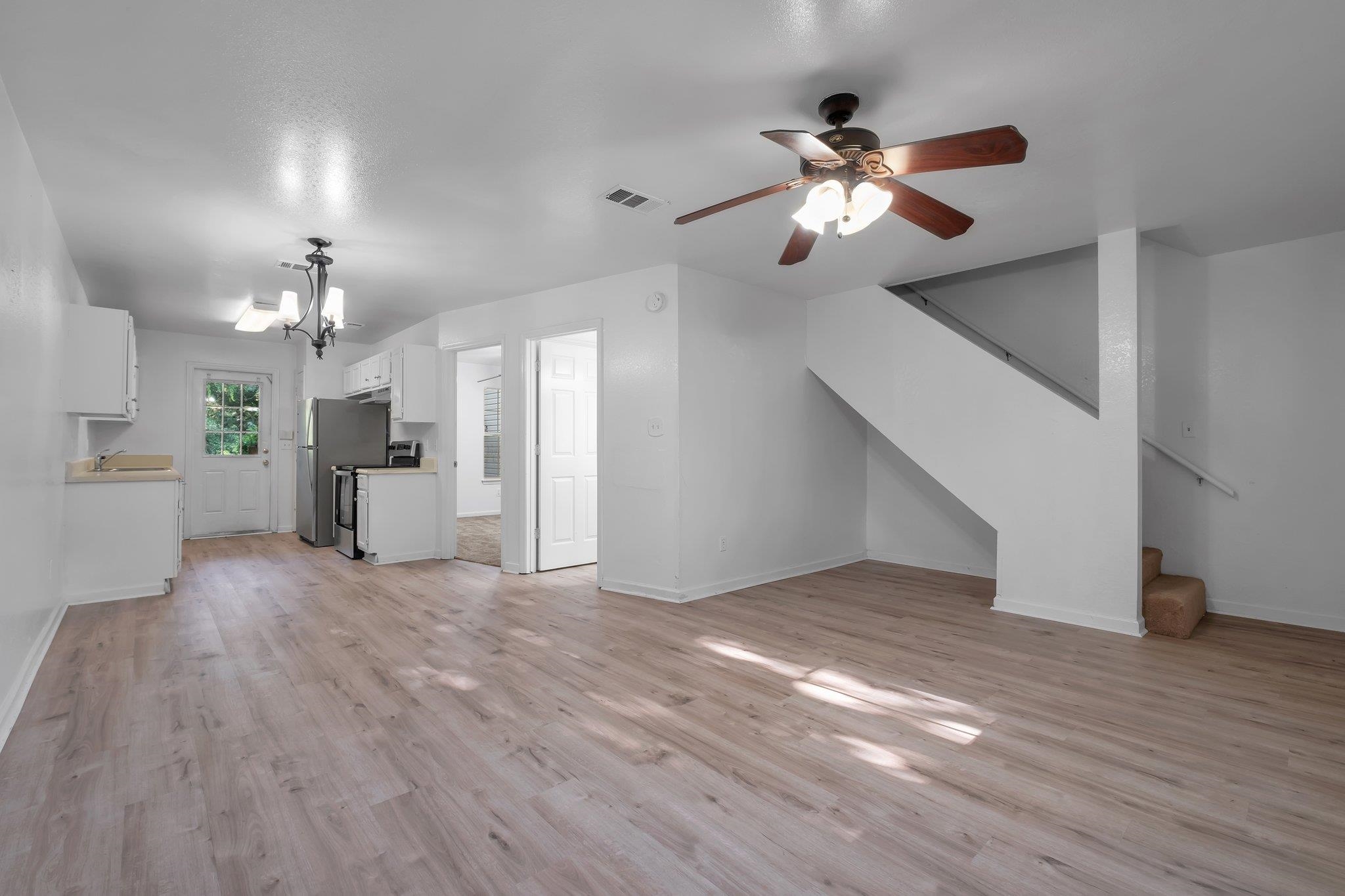 1264 Ocala Road Unit: B