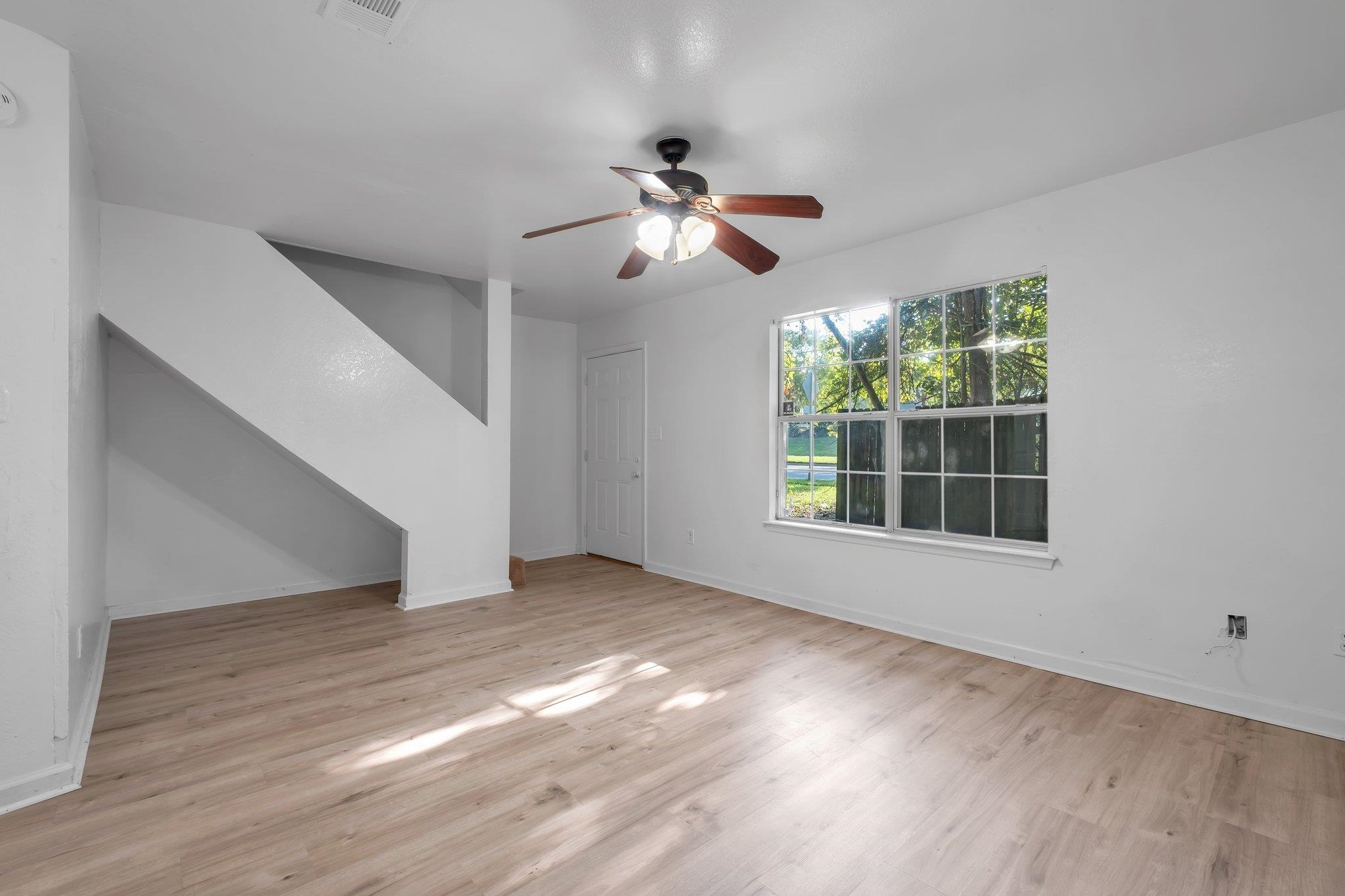 1264 Ocala Road Unit: B