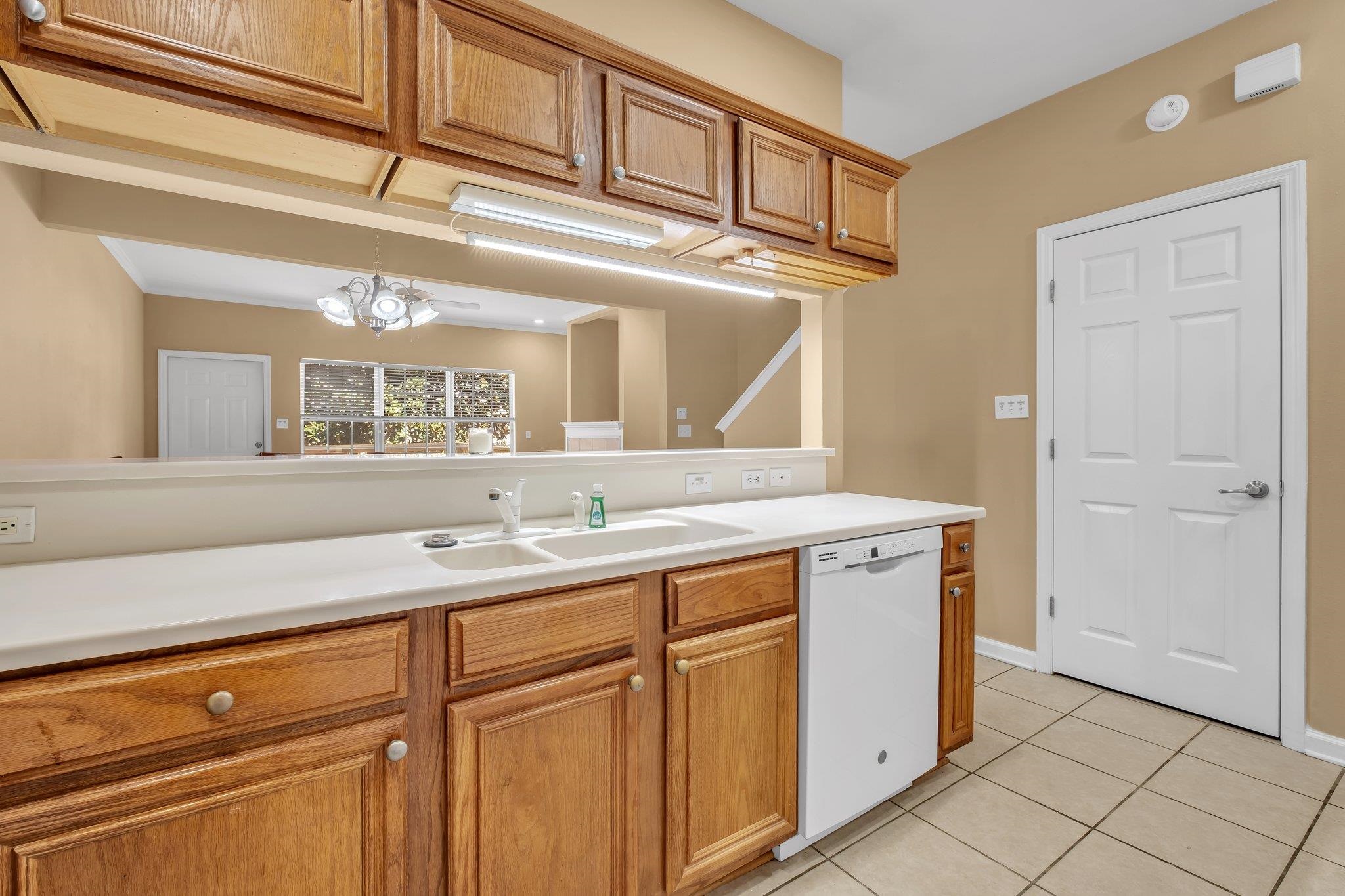 1320 Hendrix Rd Unit: 401