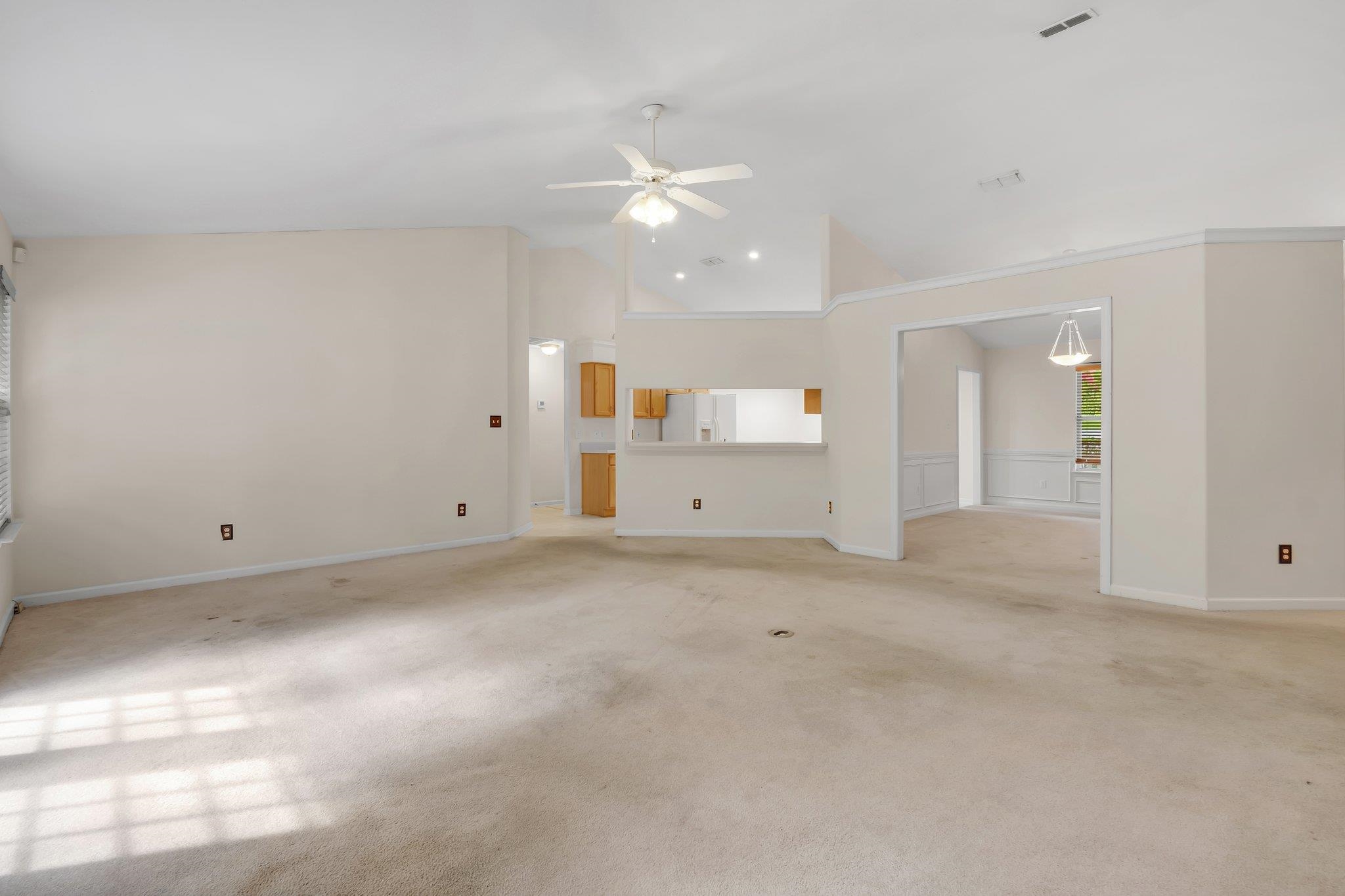 2801 Topaz Way