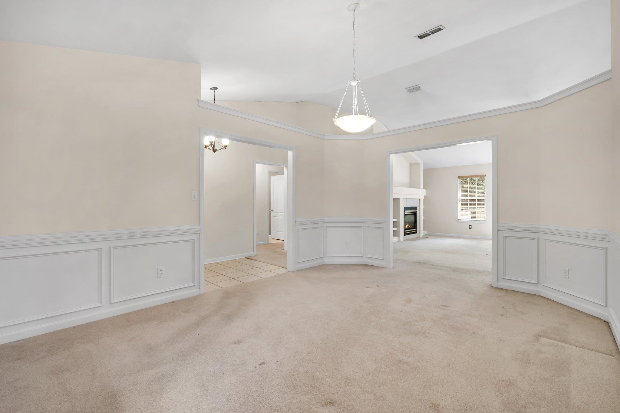 2801 Topaz Way