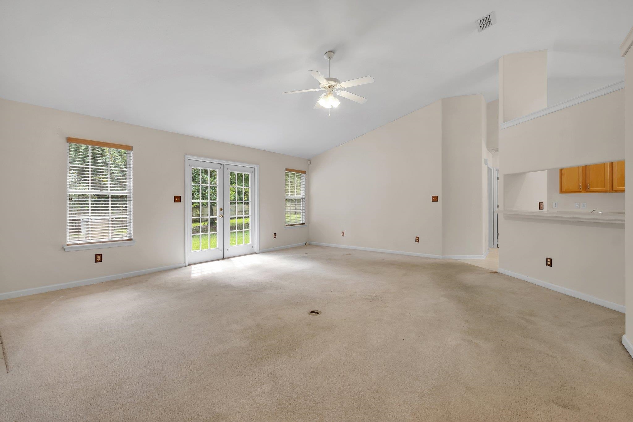 2801 Topaz Way