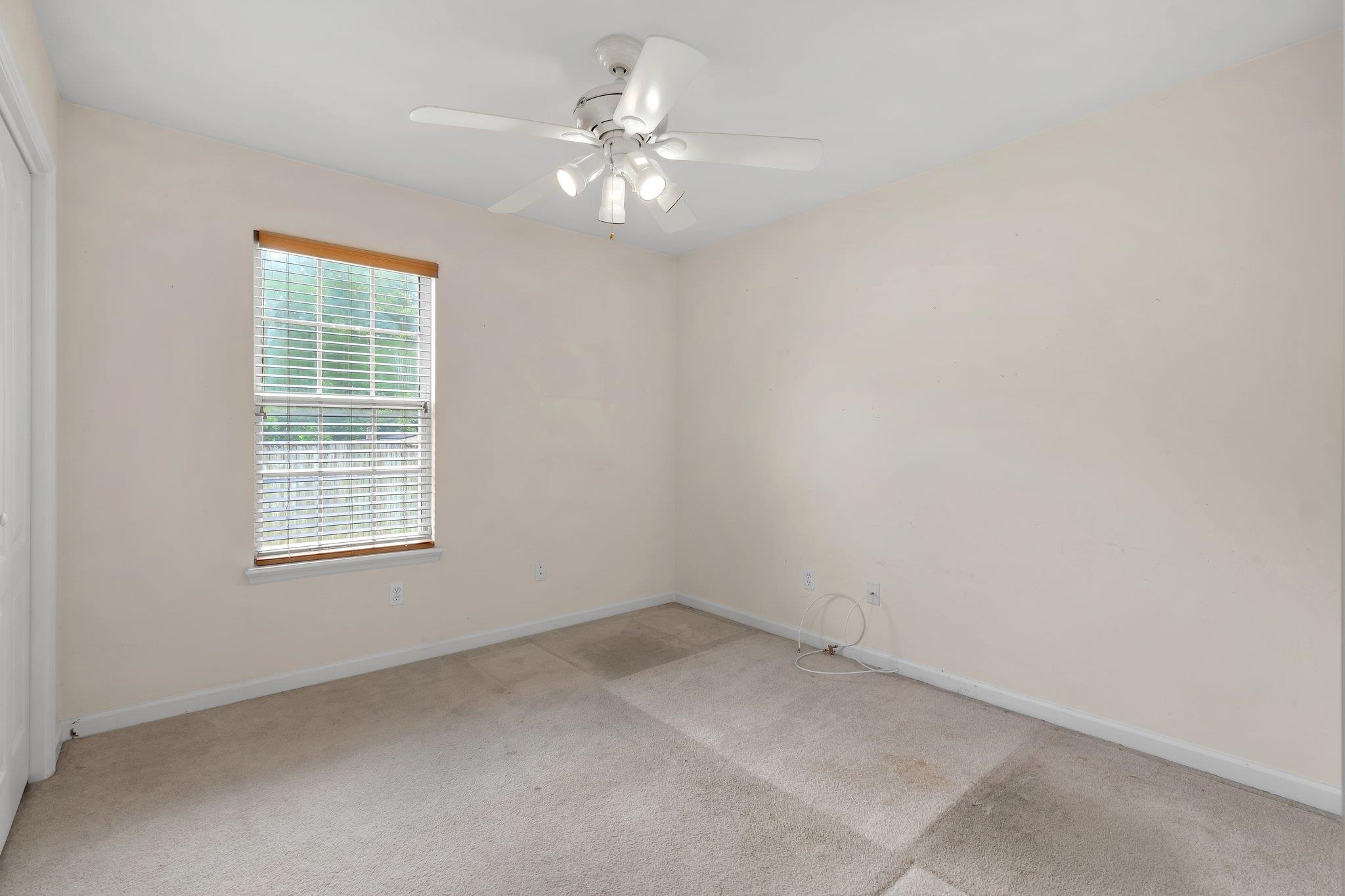 2801 Topaz Way
