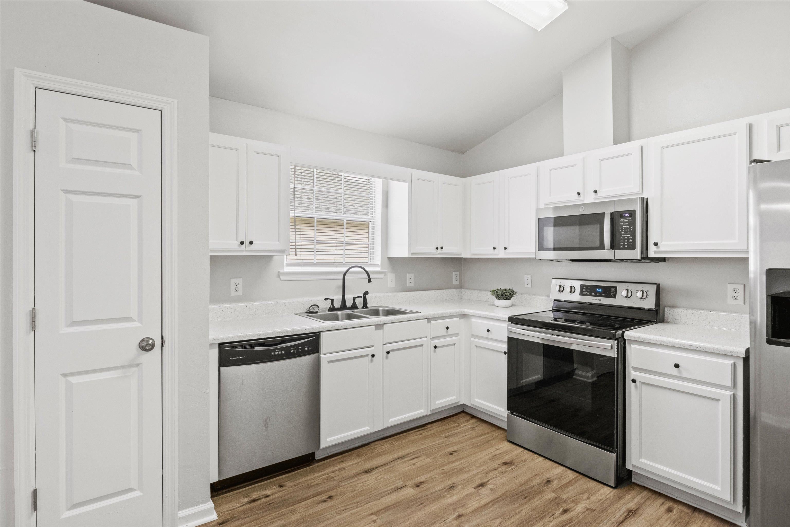 5516 Green Meadows Court