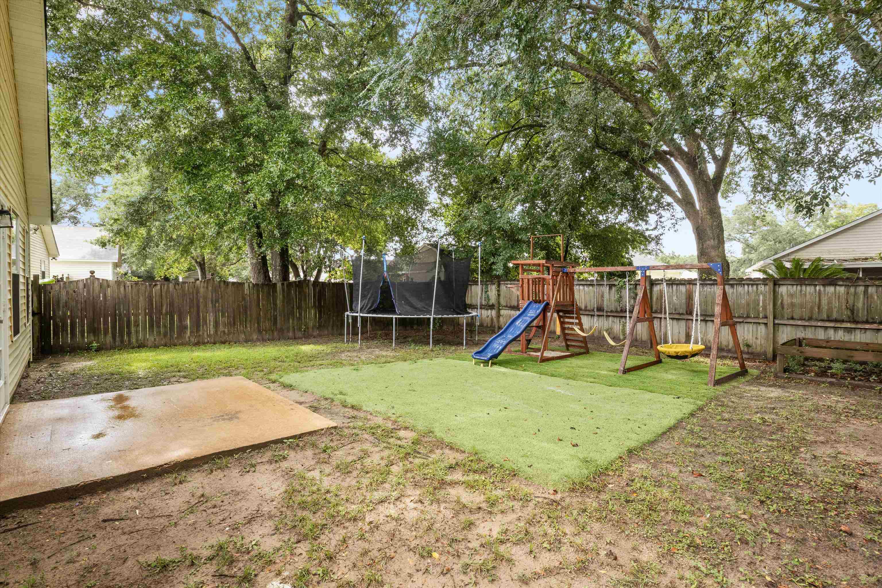 5516 Green Meadows Court