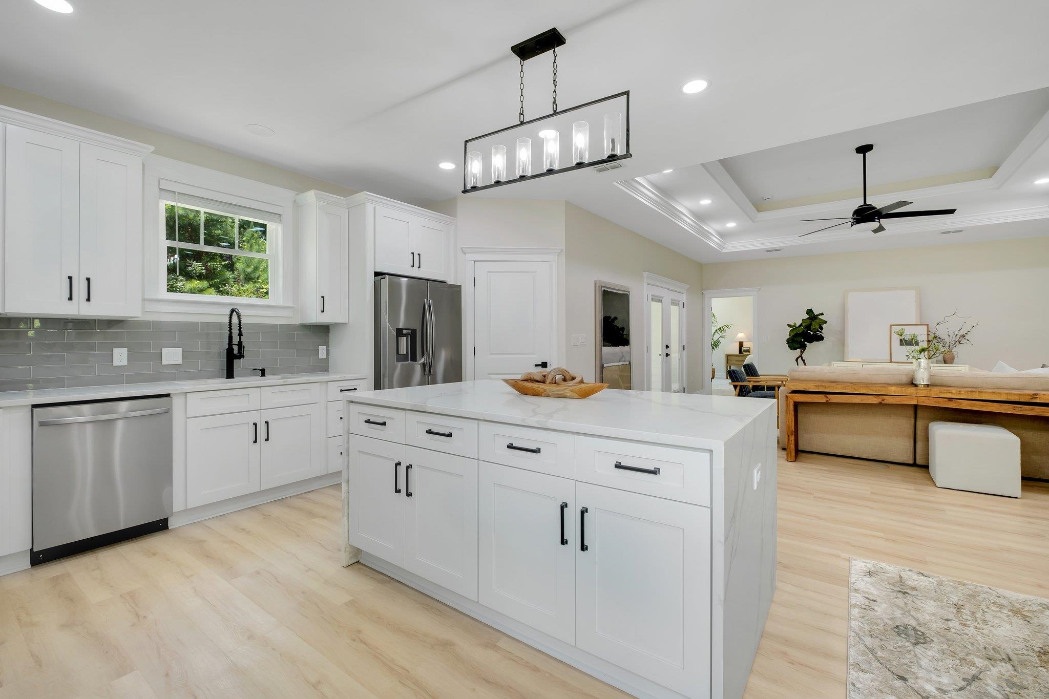 3405 Hawks Hill Trl