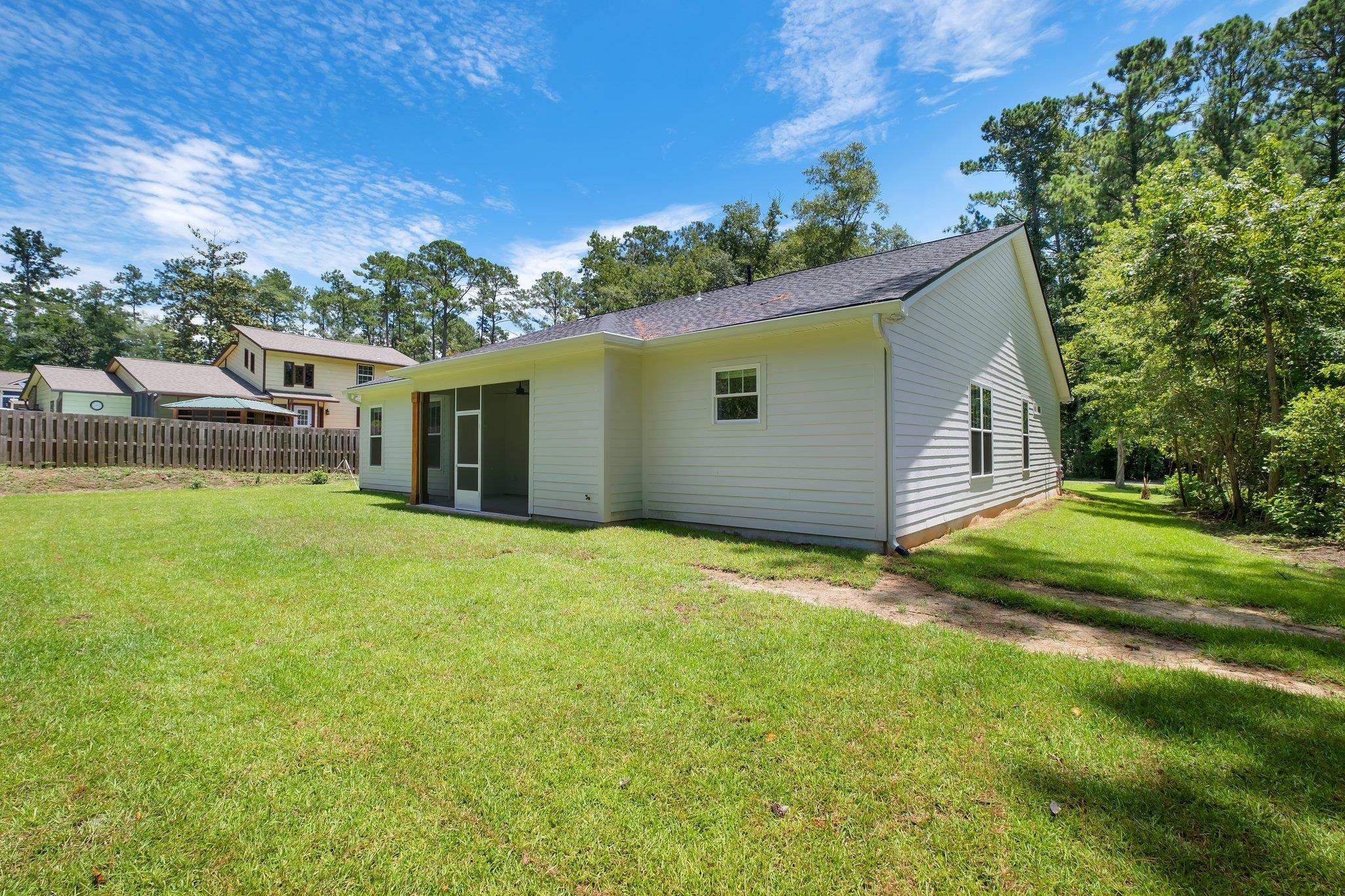 3405 Hawks Hill Trl