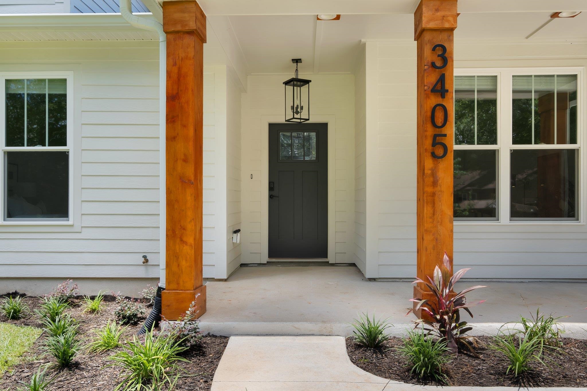 3405 Hawks Hill Trl