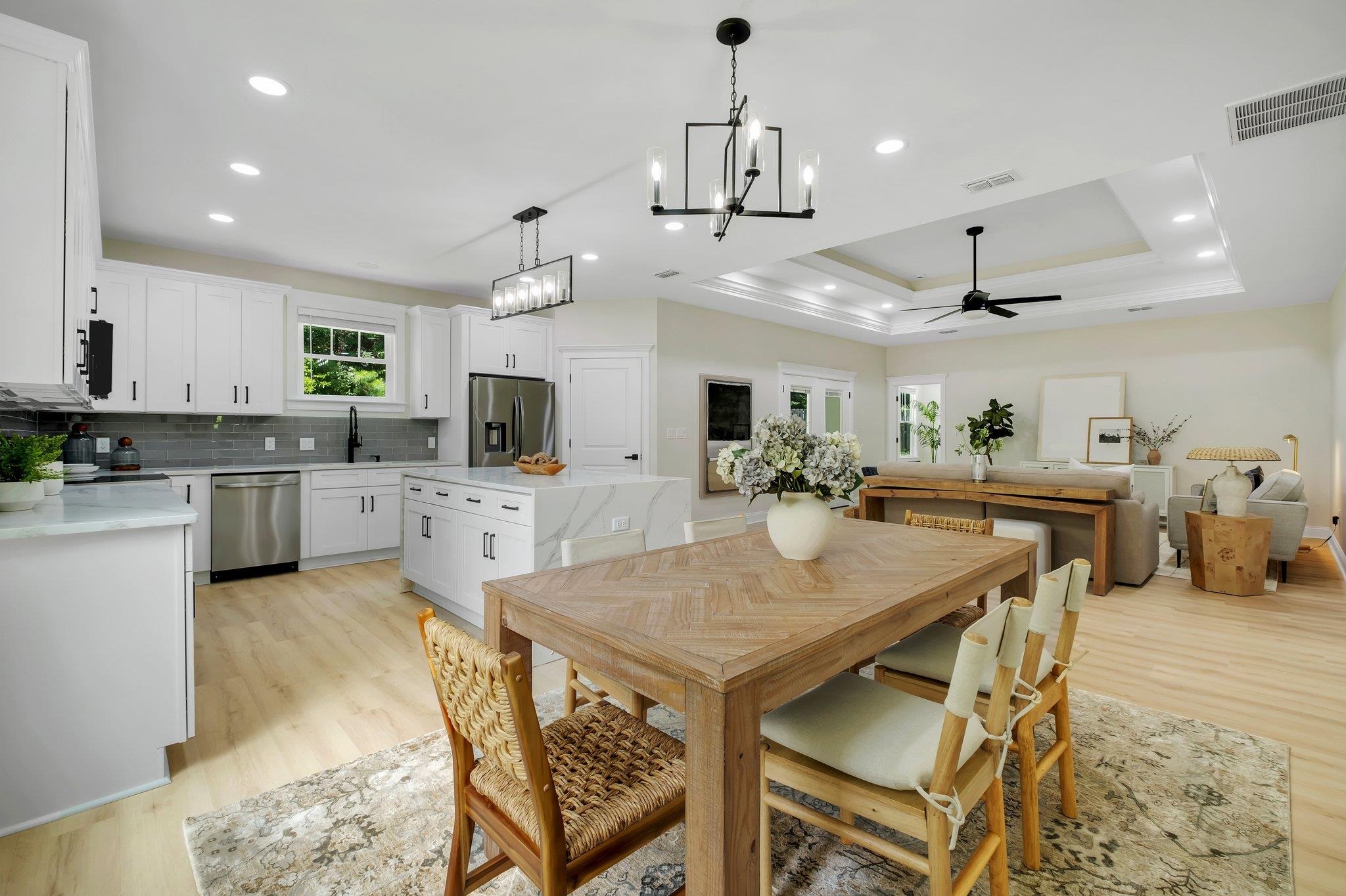 3405 Hawks Hill Trl