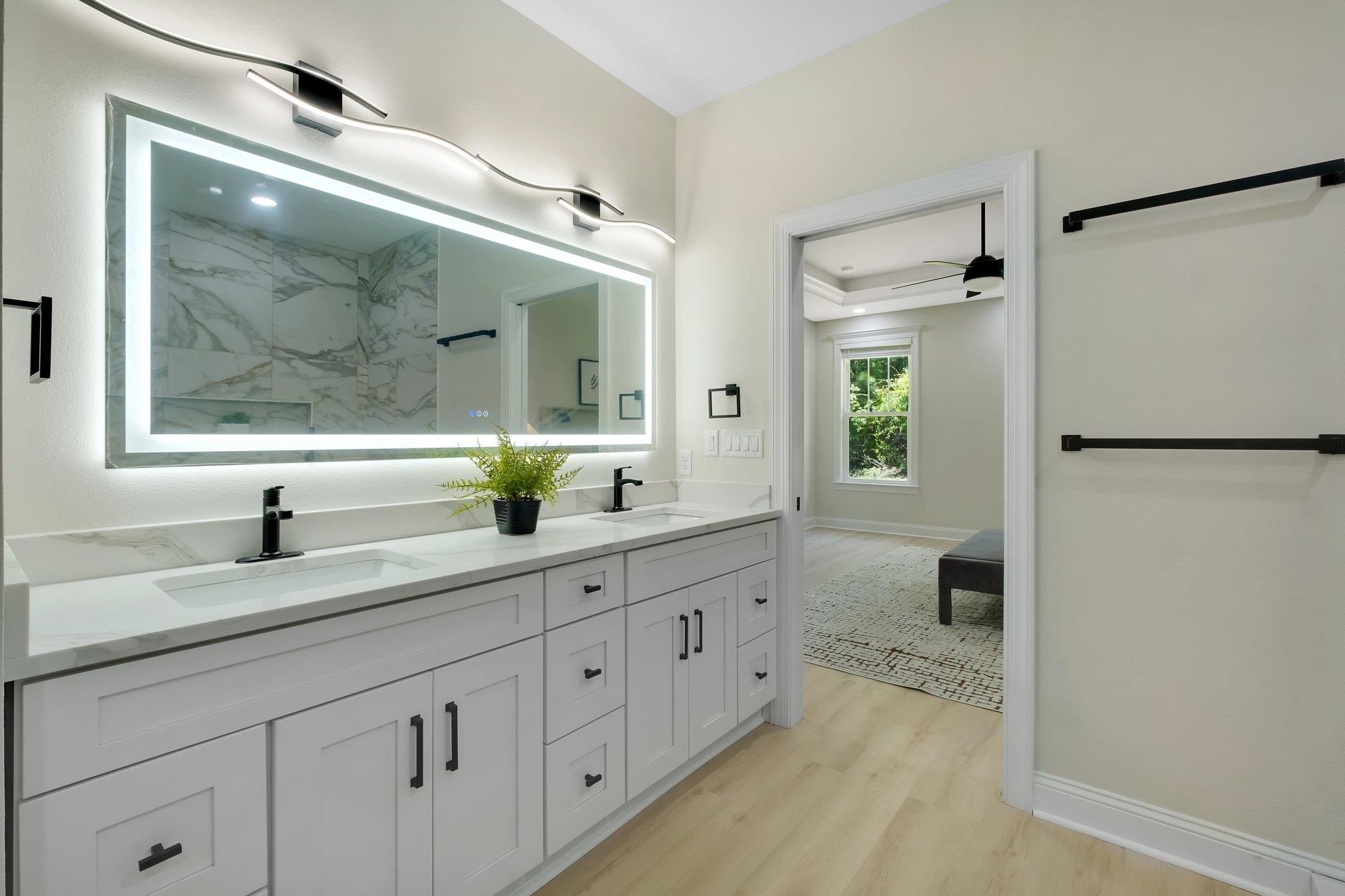 3405 Hawks Hill Trl