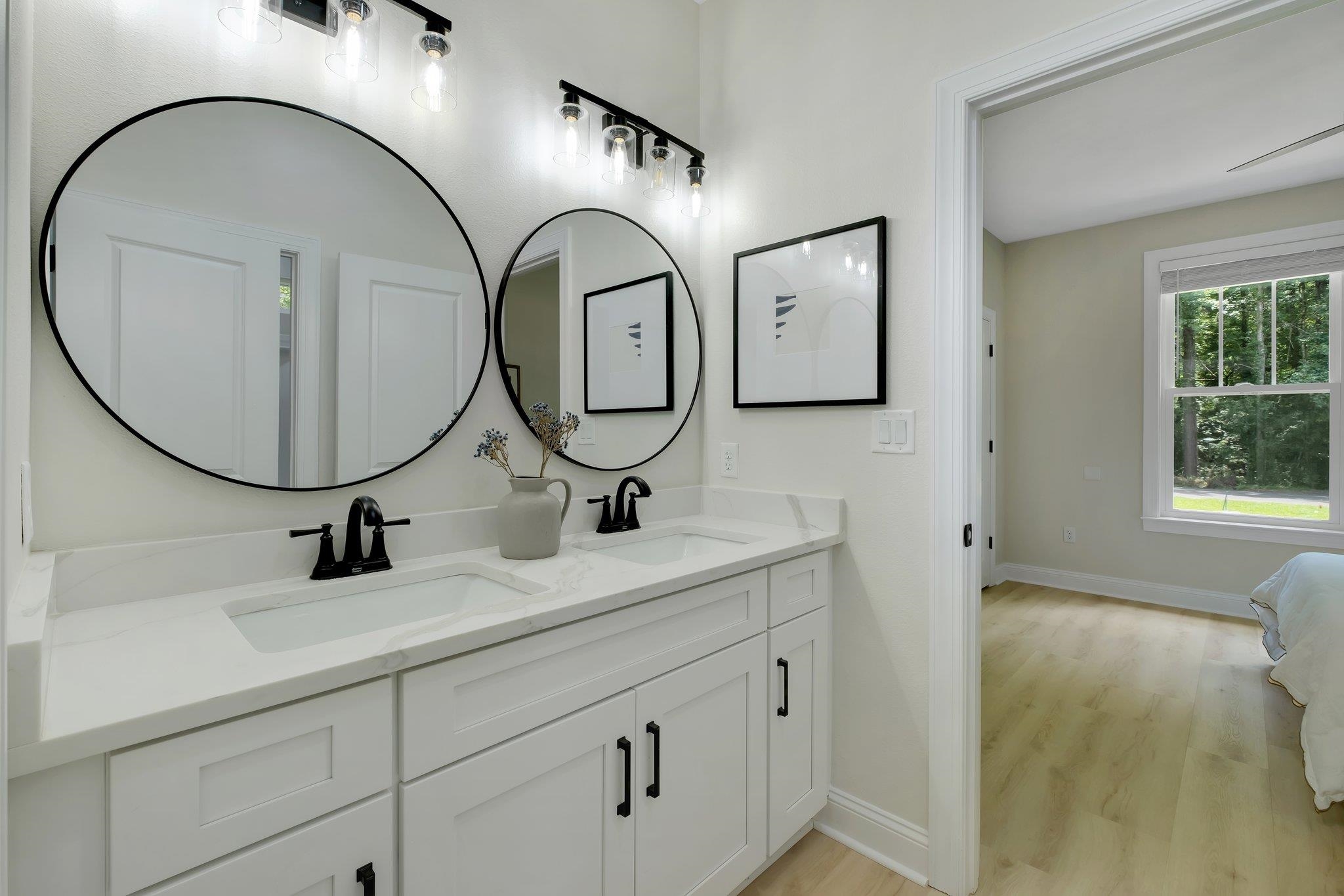 3405 Hawks Hill Trl