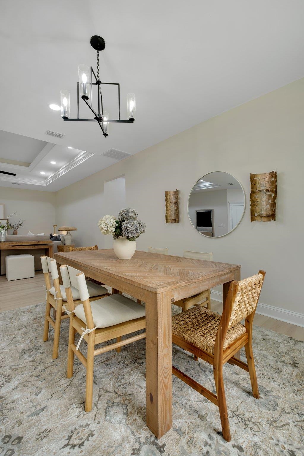 3405 Hawks Hill Trl