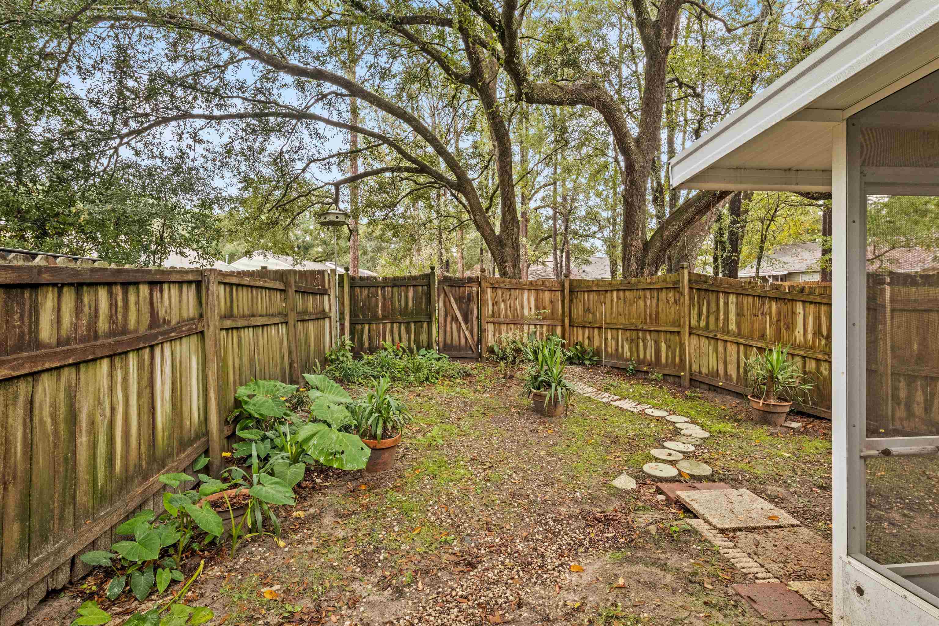 3129 Hotchkiss Lane