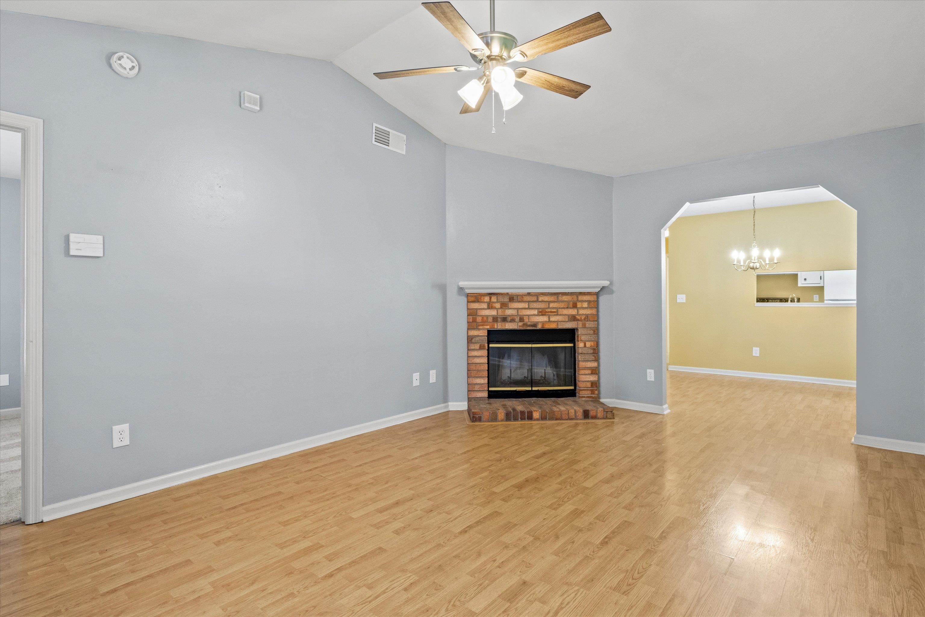 3129 Hotchkiss Lane