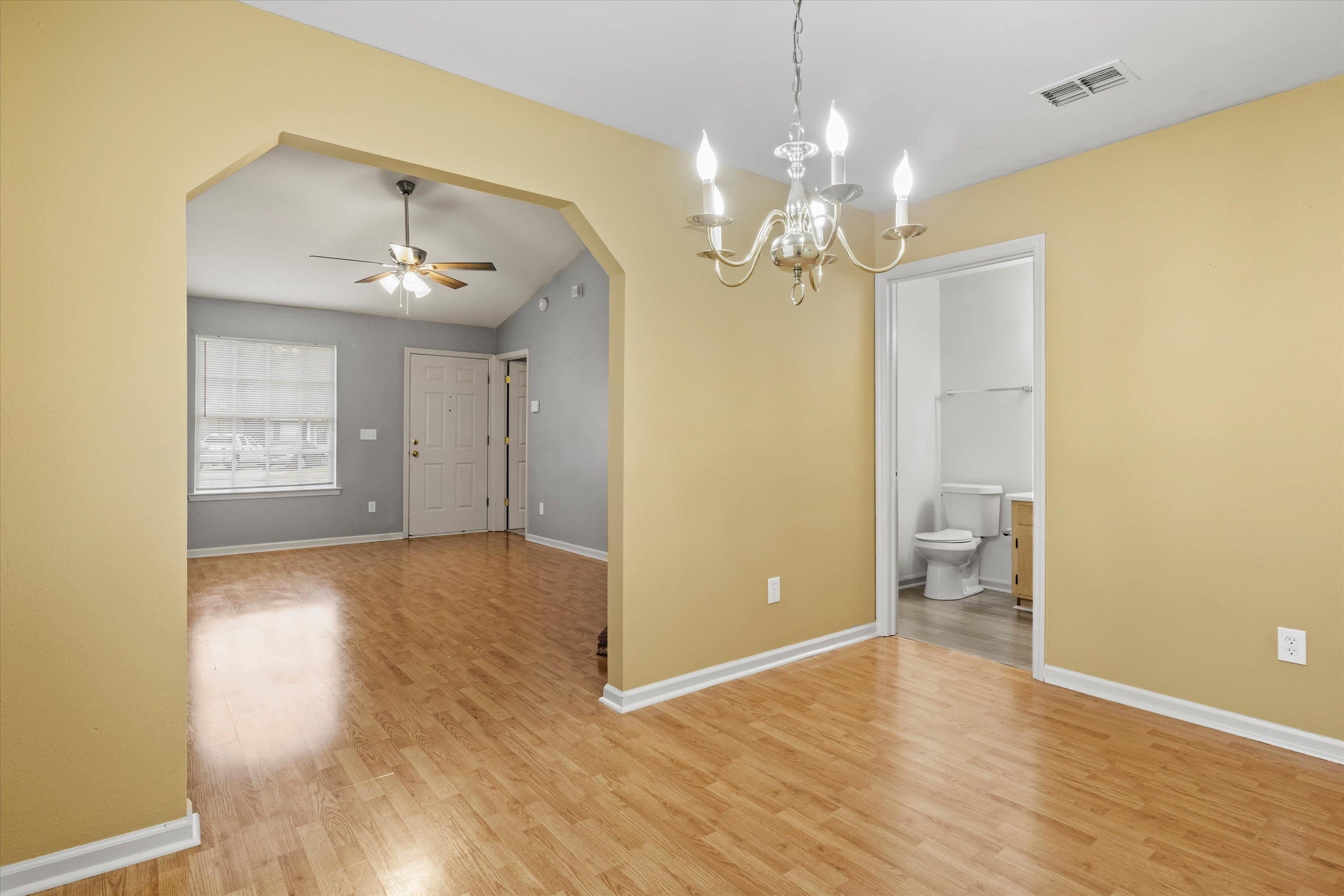 3129 Hotchkiss Lane