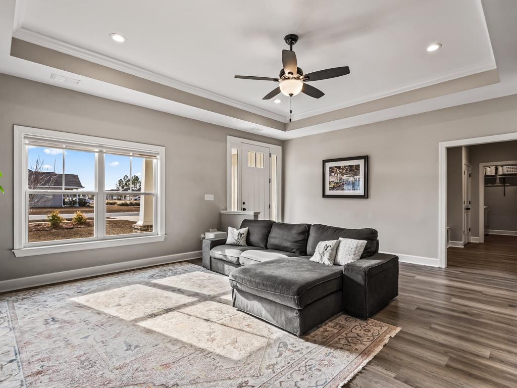 34 London Circle