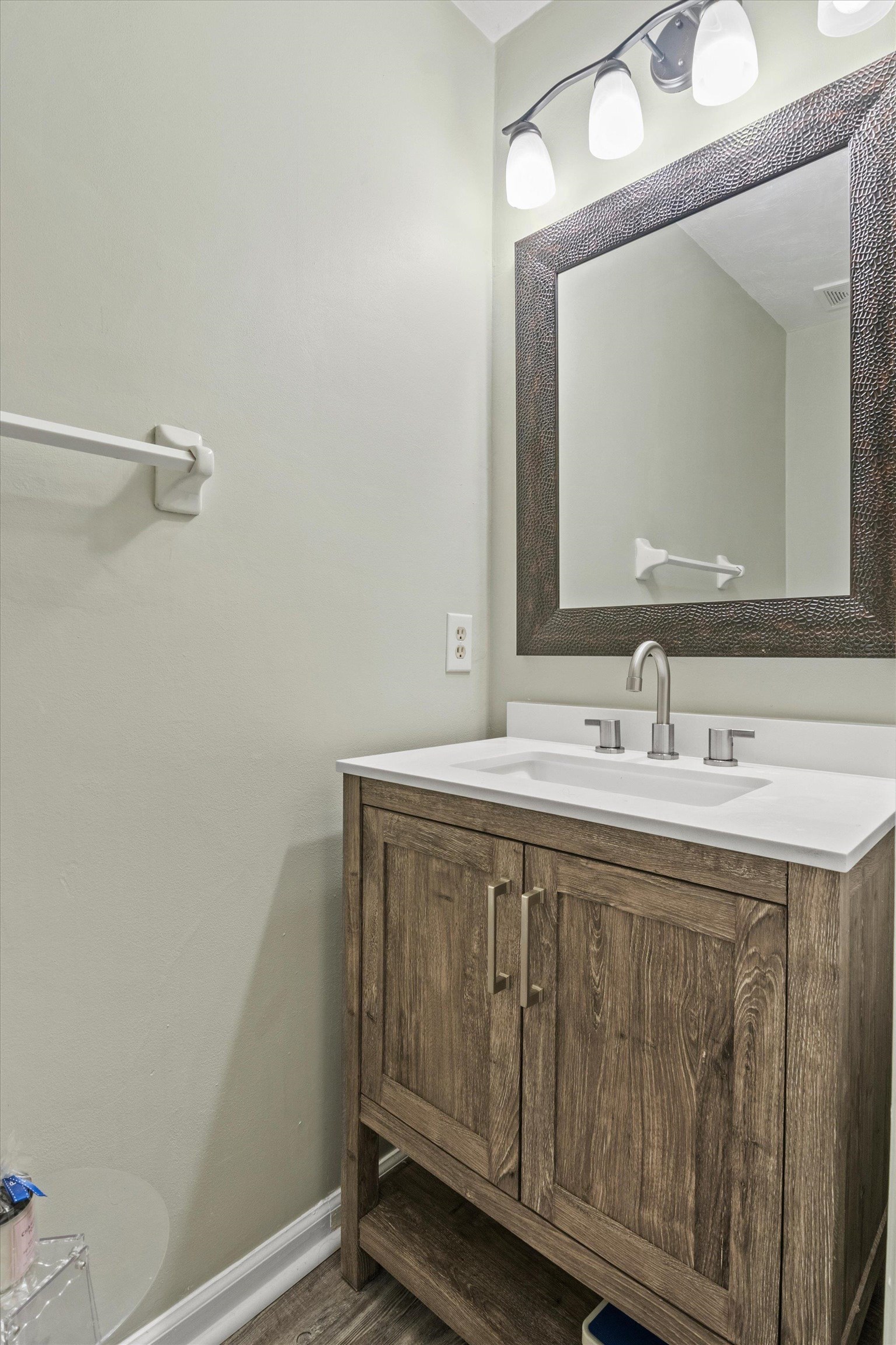 2597 Panther Creek Rd Unit: B