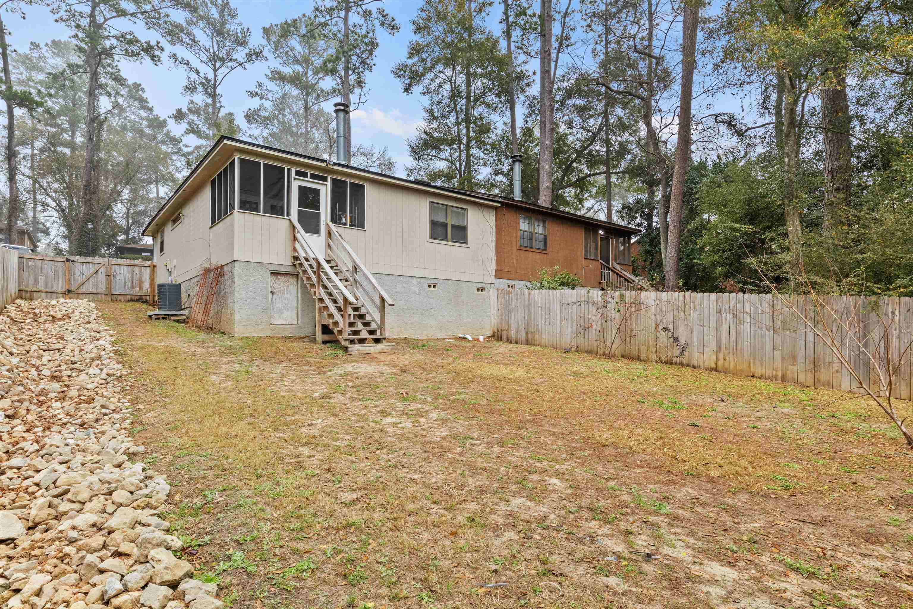2597 Panther Creek Rd Unit: B