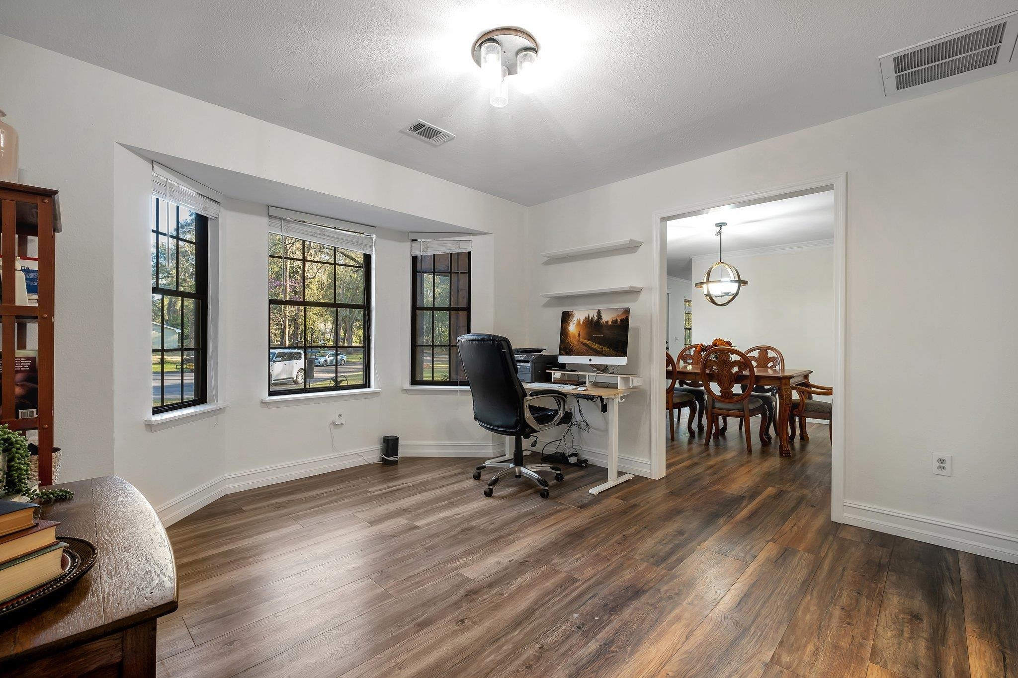 3800 Sutton Place